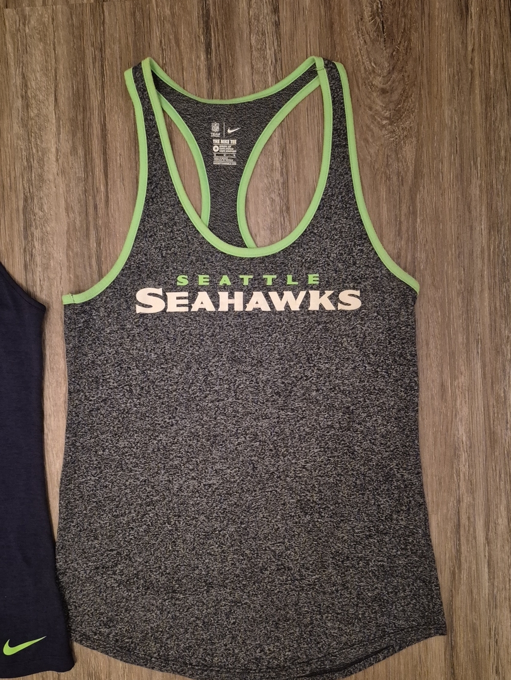Seattle Seahawks Womens Bundle Nike Med Tank Tops - Picture 2 of 8